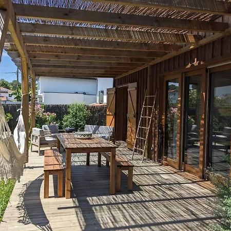 Avec Jardin, Terrasse Couverte, Et Bain Nordique - 8 Personnes * Anglet
