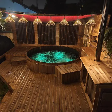 Avec Jardin, Terrasse Couverte, Et Bain Nordique - 8 Personnes Anglet